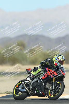 media/Oct-30-2025-Racers Edge (Thu) [[dabbdaf680]]/3-B Group/Session 5 (Turn 6)/